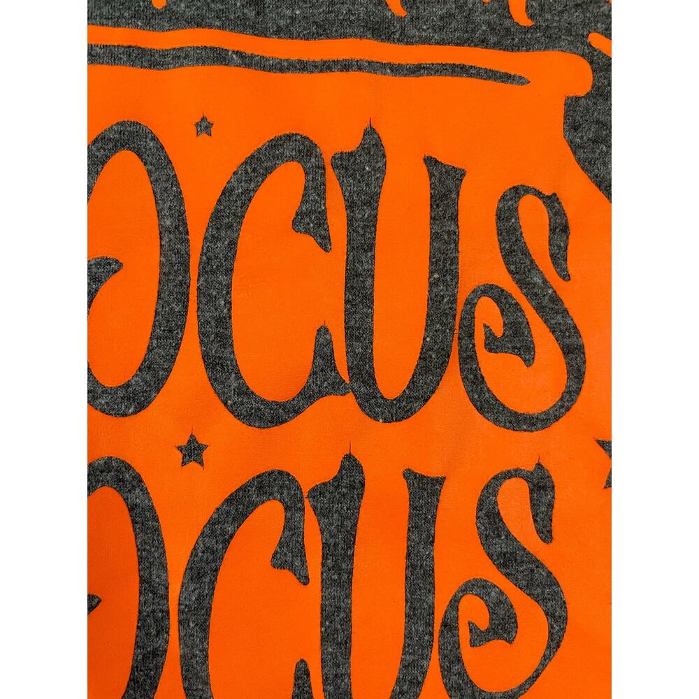 Hocus Pocus womens size medium halloween tshirt 0648 - Picture 3 of 7